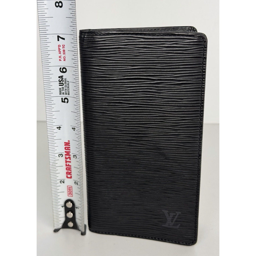 Louis Vuitton Brazza Vintage Long Wallet in Black Epi Leather - Picture 9 of 13